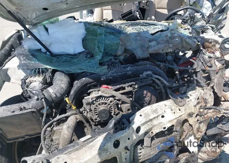 2016 Subaru Outback 2.5I Limited из США, поврежденный, VIN 4S4BSANC1G3229352